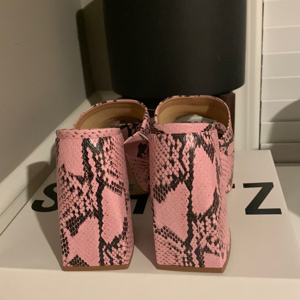 SCHUTZ Pink Snakeskin Platform Block Heel Sandals - Picture 9 of 13